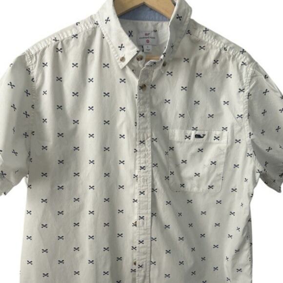 Vineyard Vines Men’s L Fishbone Print Shirt White Navy Short Sleeve Casual - Picture 1 of 4